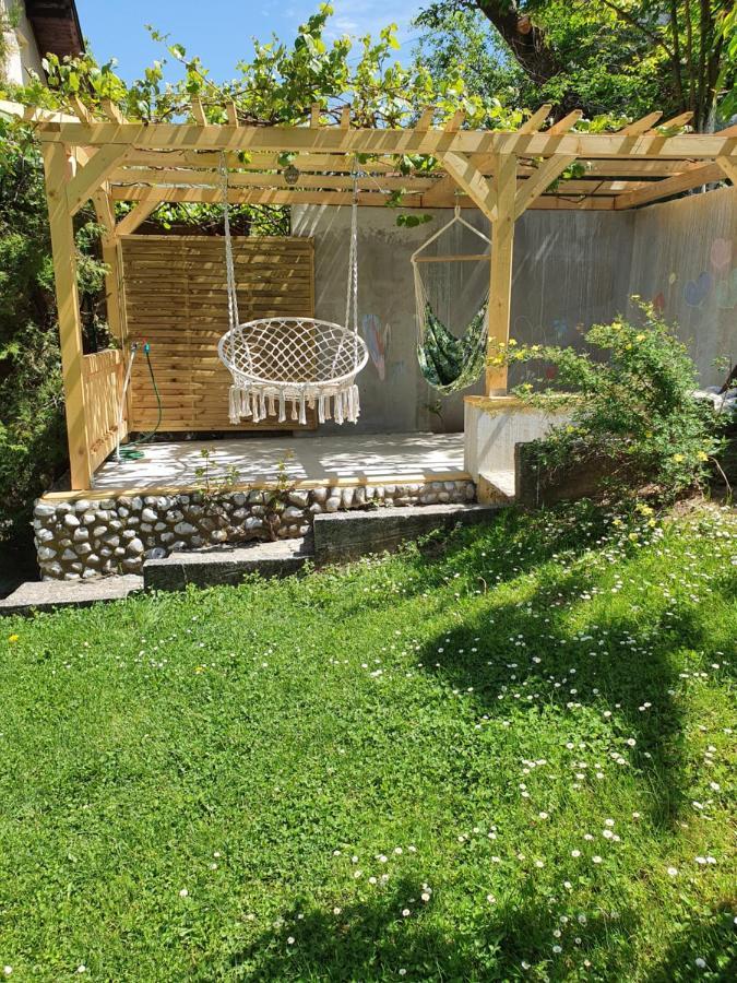 Peaceful Vacation Villa & Garden Sarajevo Exterior photo
