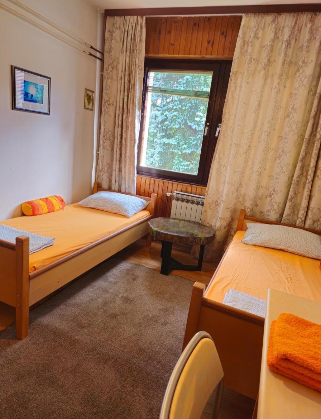 Peaceful Vacation Villa & Garden Sarajevo Exterior photo