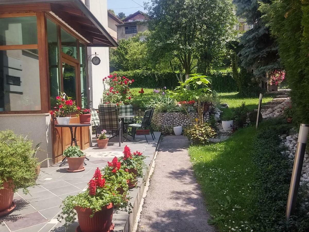 Peaceful Vacation Villa & Garden Sarajevo Exterior photo